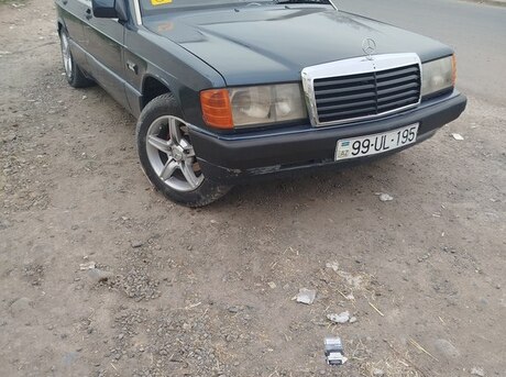 Mercedes 190 1985