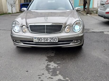 Mercedes E 200 2005
