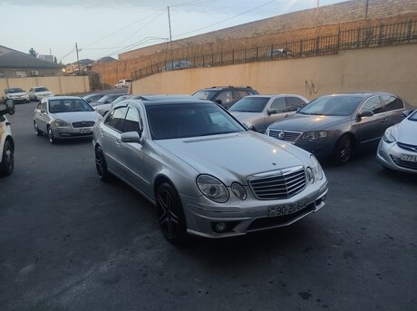 Mercedes E 240 2002