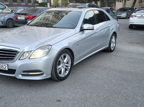 Mercedes E 200 2010