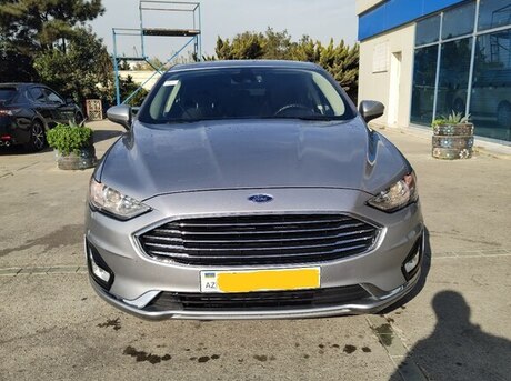 Ford Fusion 2020
