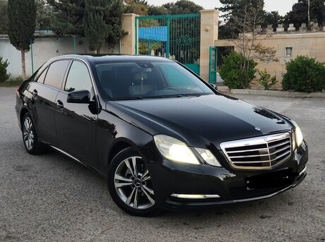 Mercedes E 250 2012