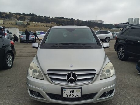 Mercedes B 180 2009