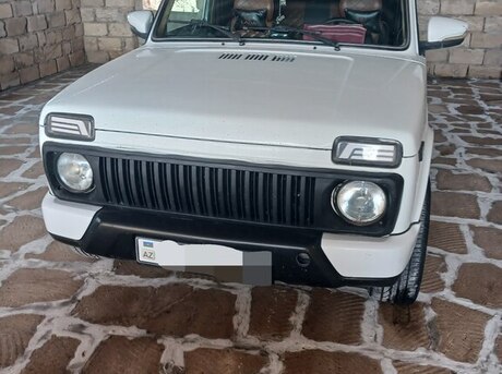 LADA (VAZ) Niva 2013