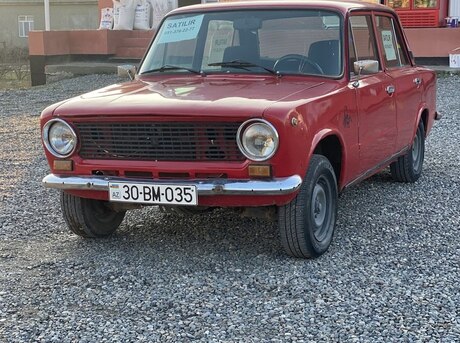 LADA (VAZ) 21011 1984