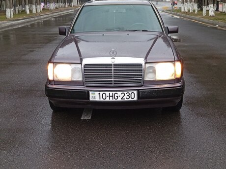 Mercedes E 220 1992