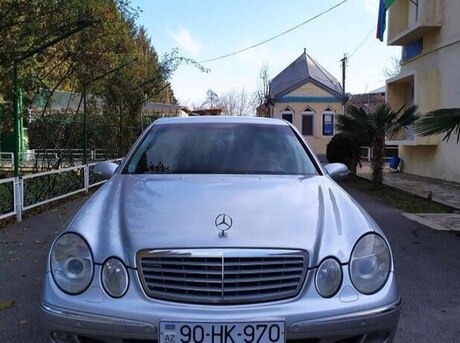 Mercedes E 240 2002