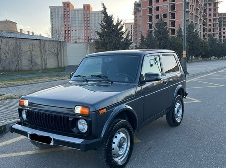 LADA (VAZ) Niva 2017