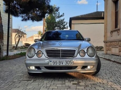 Mercedes E 220 1999