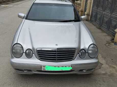 Mercedes E 220 1999