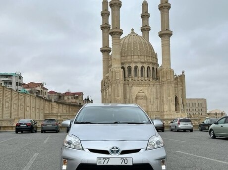 Toyota Prius 2015