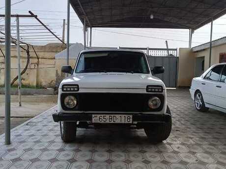 LADA (VAZ) Niva 2008