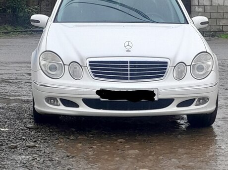 Mercedes E 240 2002