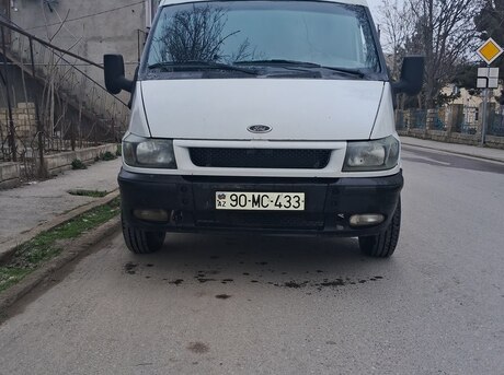 Ford Transit 2000