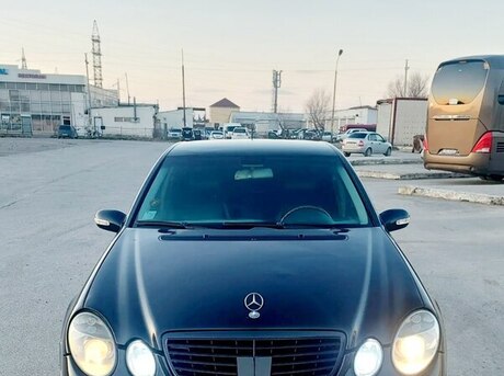 Mercedes E 220 2005