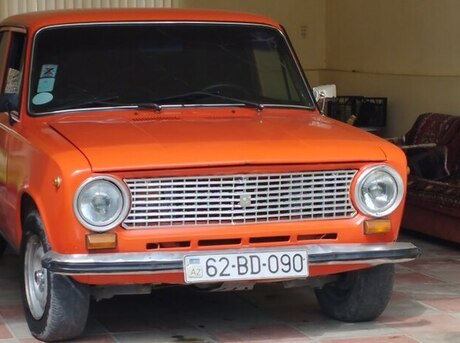 LADA (VAZ) 21011 1984