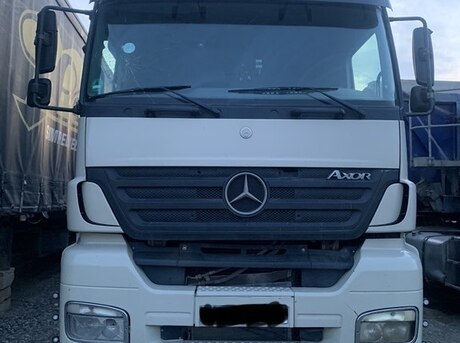 Mercedes  2008