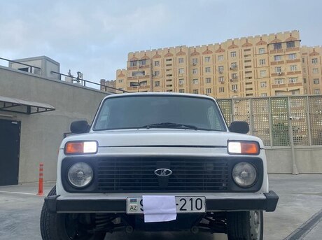 LADA (VAZ) Niva 2013