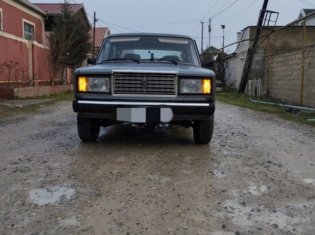 LADA (VAZ) 2107 2005