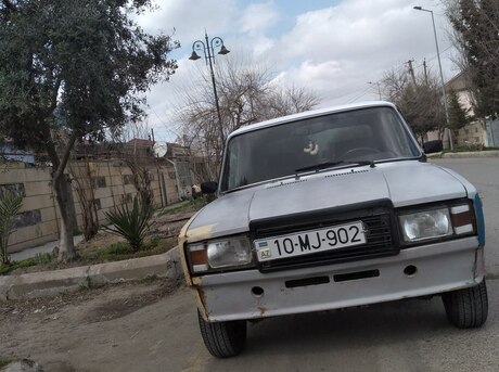 LADA (VAZ) 2107 2004