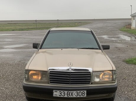 Mercedes 190 1990