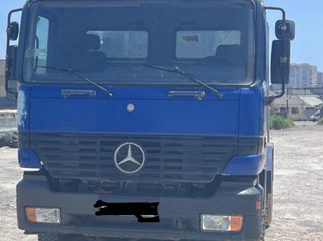 Mercedes  2000