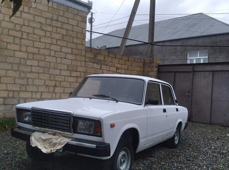 LADA (VAZ) 2107 2010