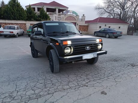 LADA (VAZ) Niva 2021