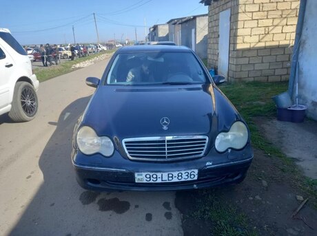 Mercedes C 180 2003