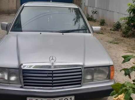 Mercedes 190 1992