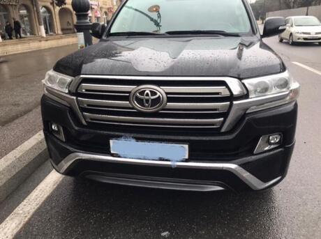 Toyota Land Cruiser 2018