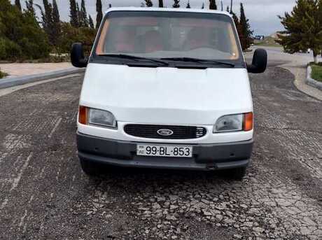 Ford Transit 2000
