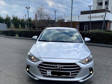 Hyundai Elantra 2016