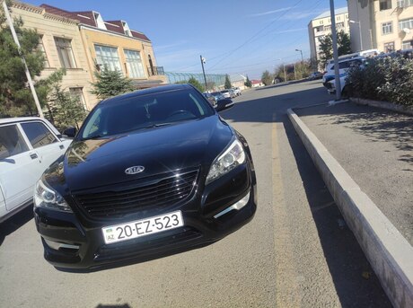 Kia Cadenza 2012