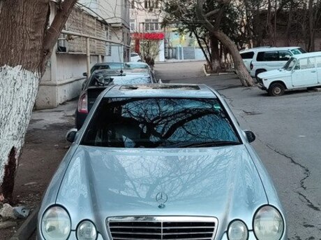 Mercedes E 270 2000
