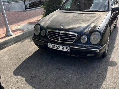 Mercedes E 270 2001