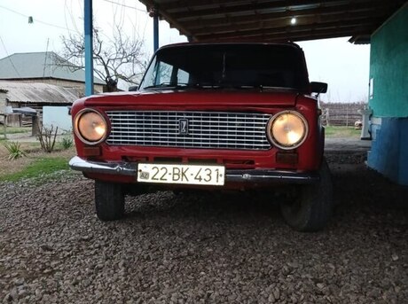 LADA (VAZ) 21011 1982