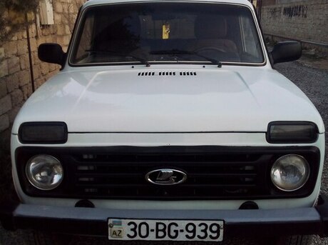 LADA (VAZ) Niva 2001