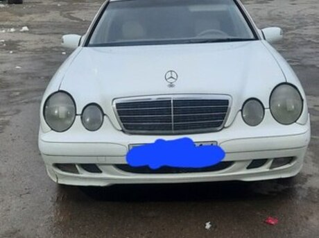Mercedes E 220 2000