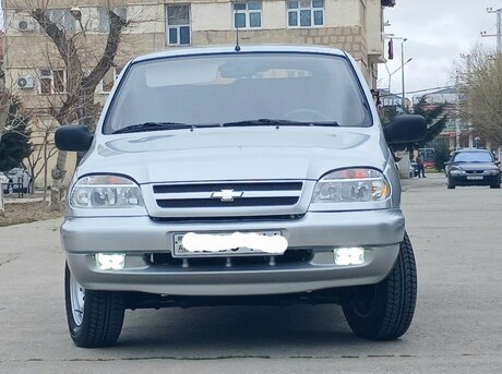 Chevrolet Niva 2008