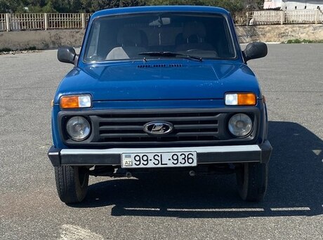 LADA (VAZ) Niva 2000