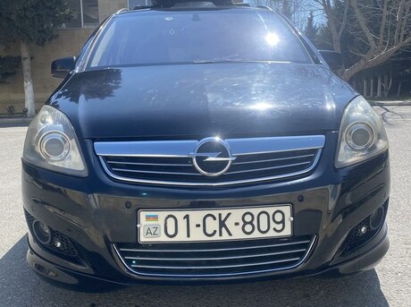 Opel Zafira 2010