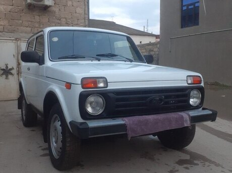 LADA (VAZ) Niva 2006