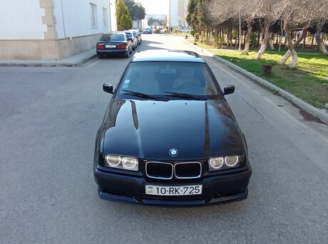 BMW 320 1994