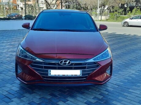 Hyundai Elantra 2020