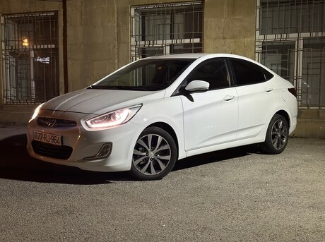 Hyundai Accent 2014