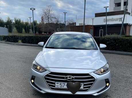 Hyundai Elantra 2016