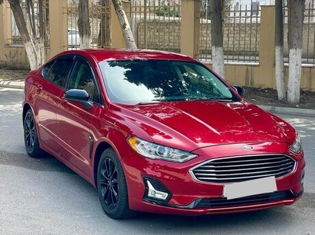 Ford Fusion 2020