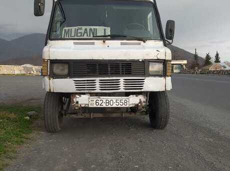 Mercedes 208 D 1993