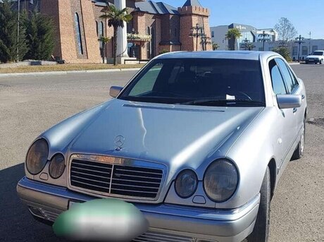 Mercedes E 280 1996